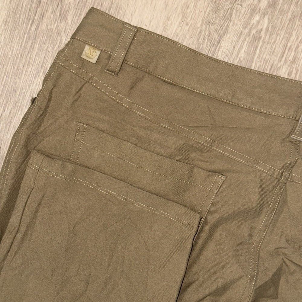 Lululemon ABC Classic Fit 5 Pocket Pants Warpstreme Men's 36x33 Brown Stretch